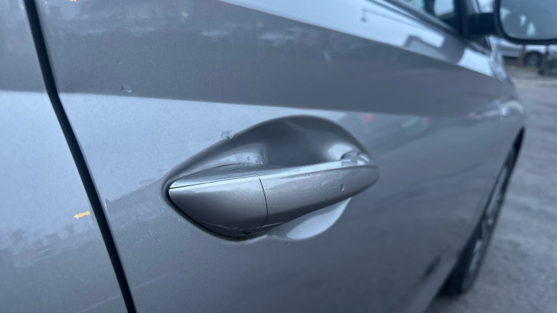 Hyundai i20 1.0T GDi 48V MHD SE Connect 5dr Petrol Hatchback